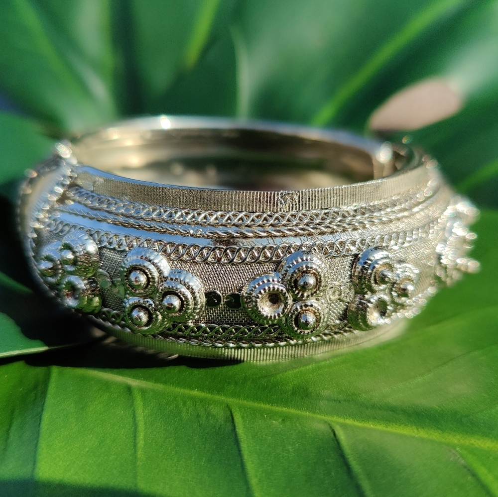 Handmade Silver tone Tribal bracelet